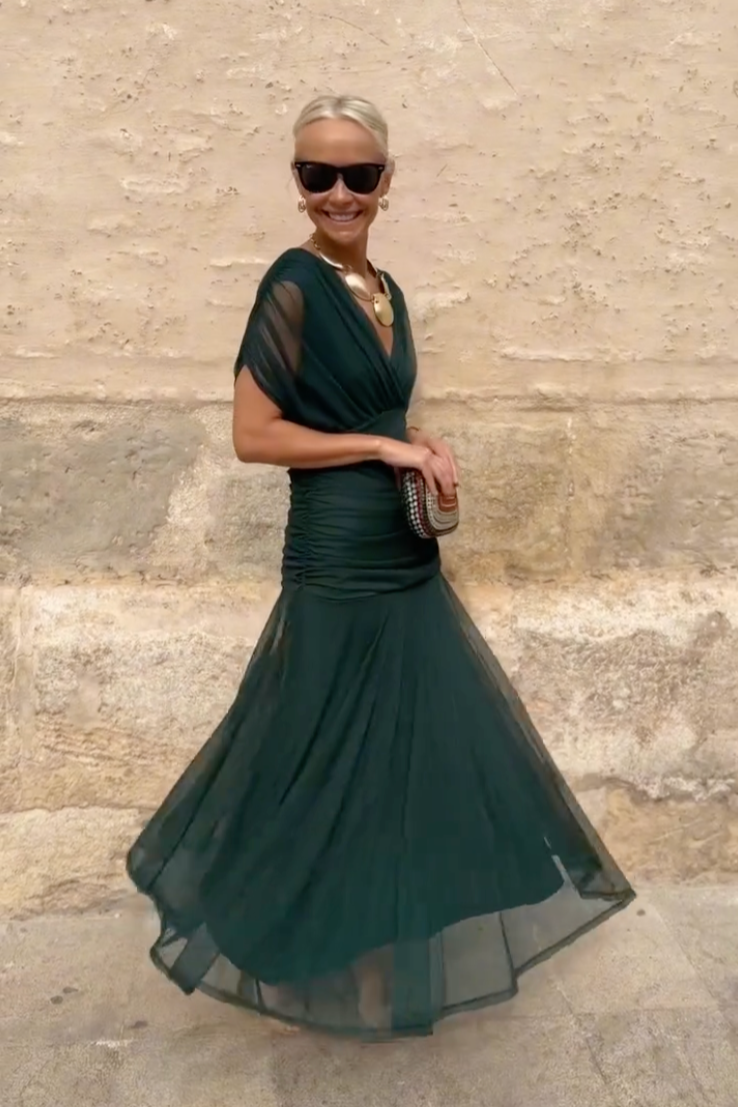 Henrietta™ | Elegant Floral Maxi Dress for Women – V-Neck Party Outfit