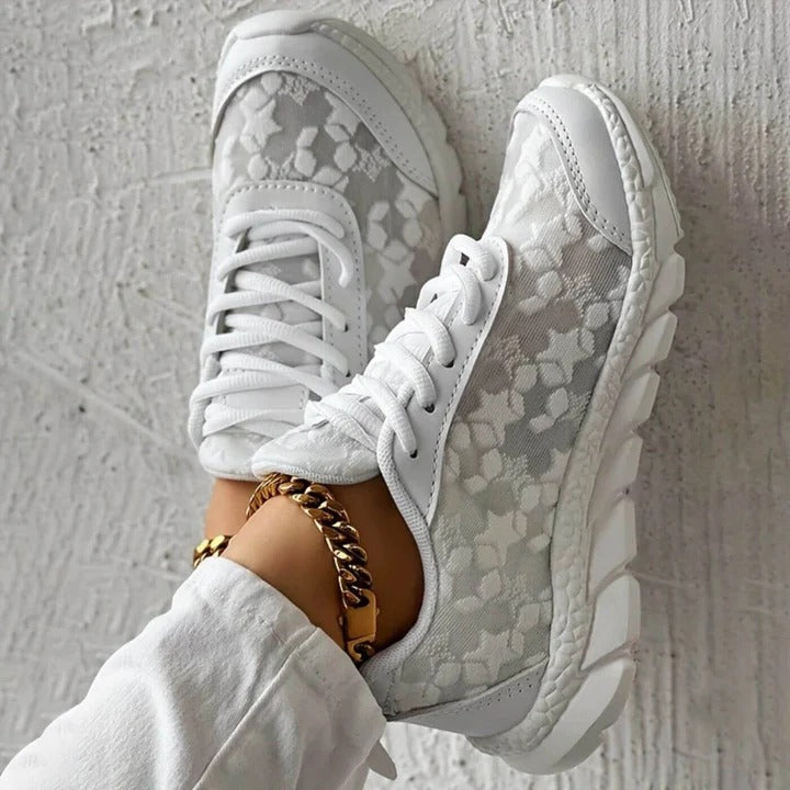 CHARLOTTE – EFFORTLESS BLOOM SNEAKERS