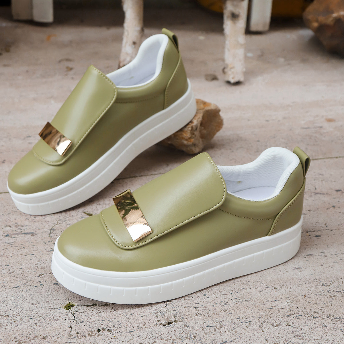 Alessia Cushioned Sneakers