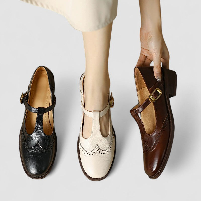 LYN – CLASSIC T-BAR MARY JANE FLATS