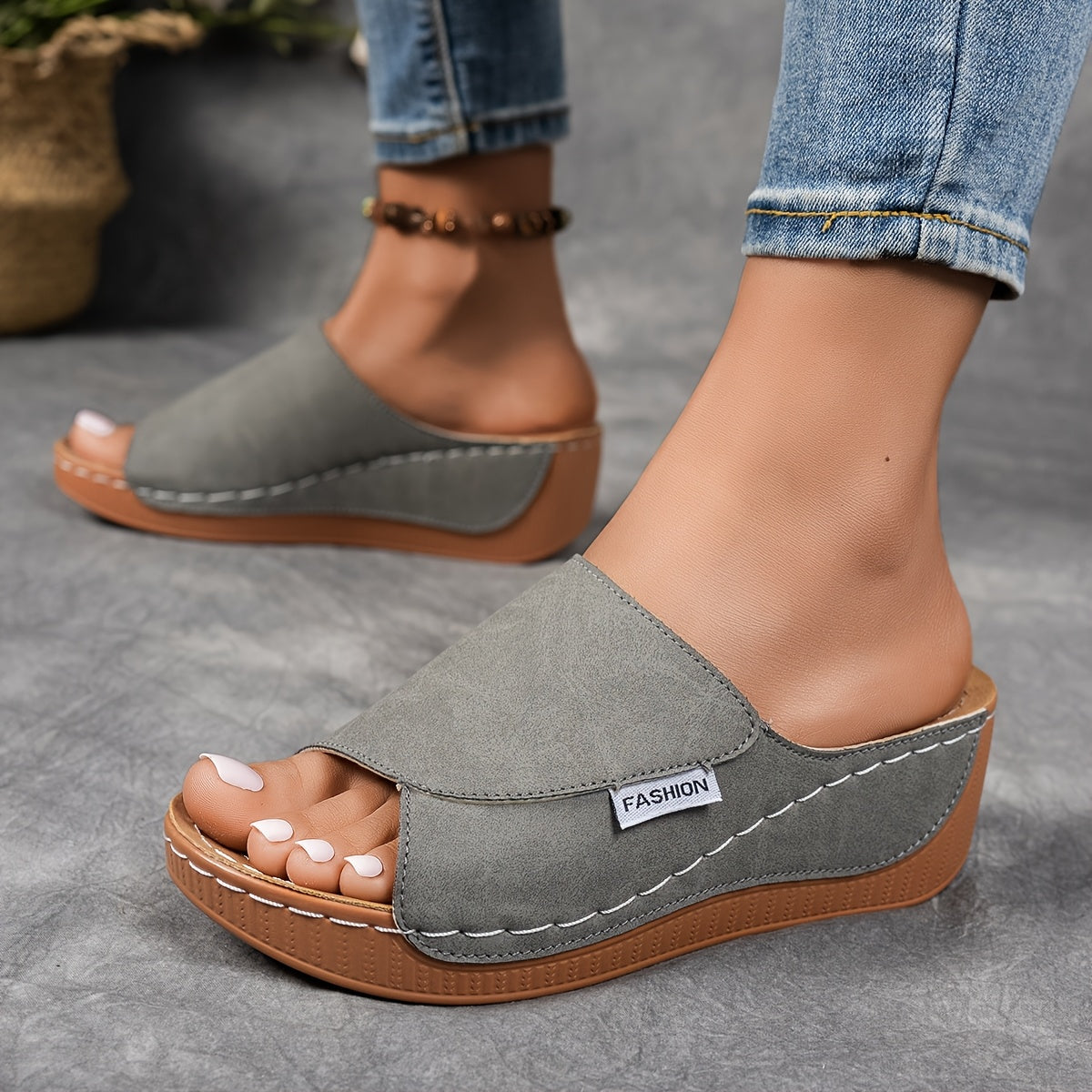 Chantal – Easy Elegance Slip-On Sandals