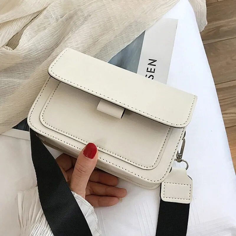 Othilie | Streamlined bag with modern elegance