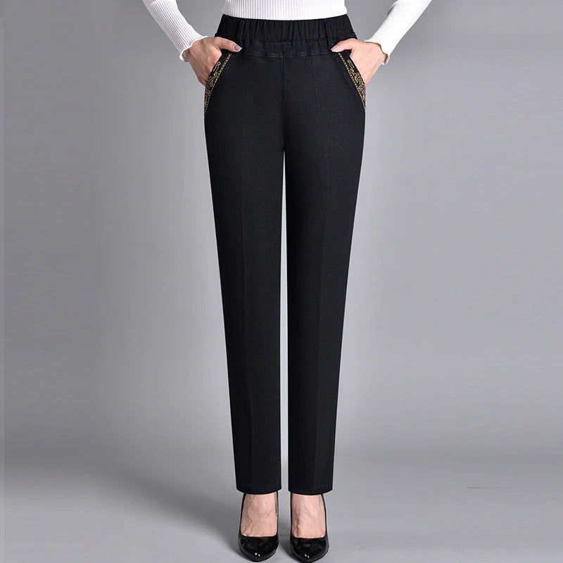 SYLVESSA – WOMEN’S JEANS WITH SIDE POCKETS