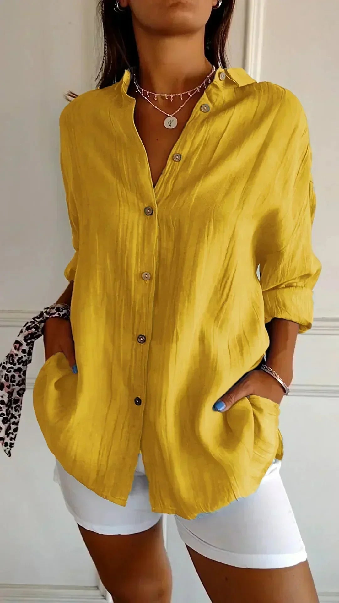 KAIA – HIGH-QUALITY BLOUSE